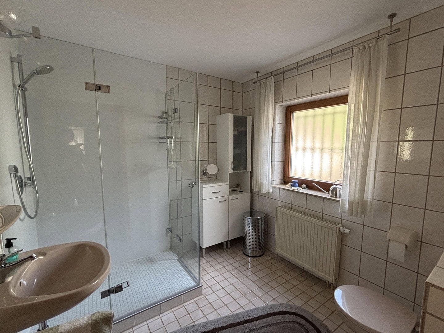 Prodej domu 193 m², pozemek 505 m², Bad Überkingen, Bádensko-Württembersko Prodej domu 193 m², pozemek 505 m², Bad Überkingen, Bádensko-Württembersko