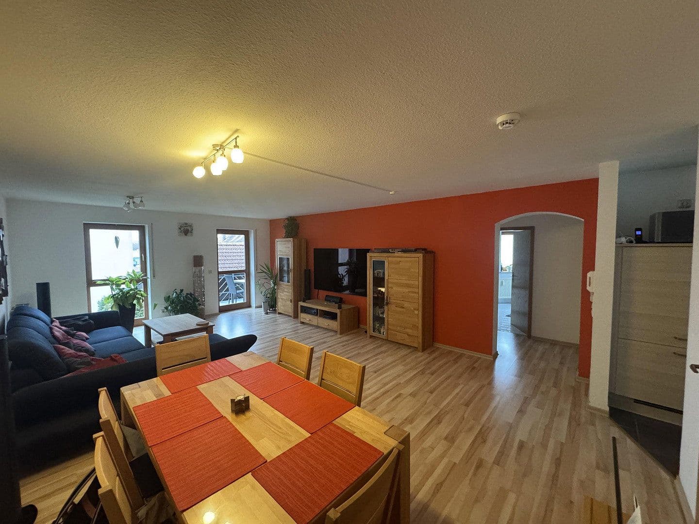 Prodej bytu 3+1 95 m², Heilsbronn, Bavorsko Prodej bytu 3+1 95 m², Heilsbronn, Bavorsko