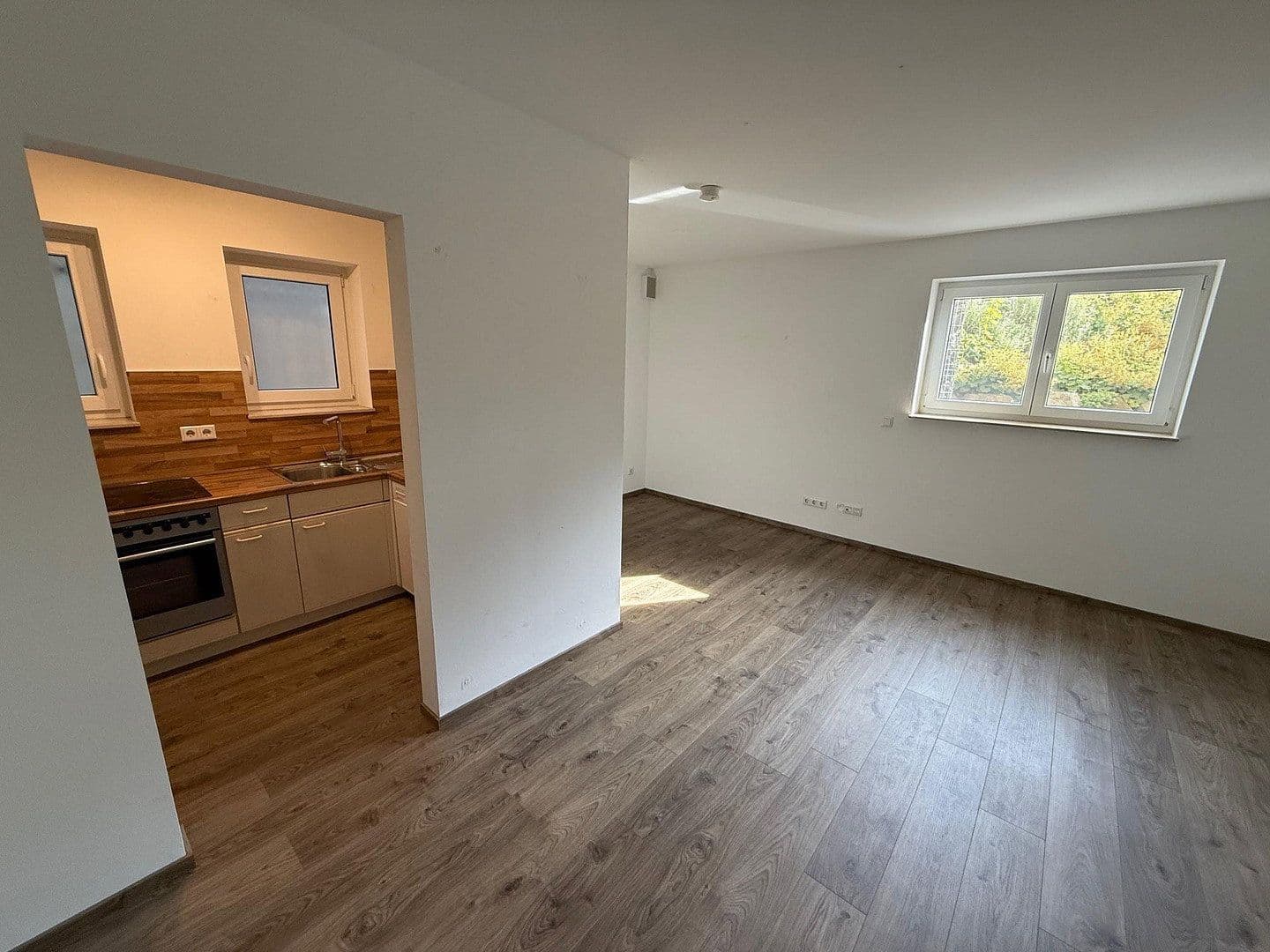 Prodej domu 322 m², pozemek 707 m², Künzell, Hessen Prodej domu 322 m², pozemek 707 m², Künzell, Hessen