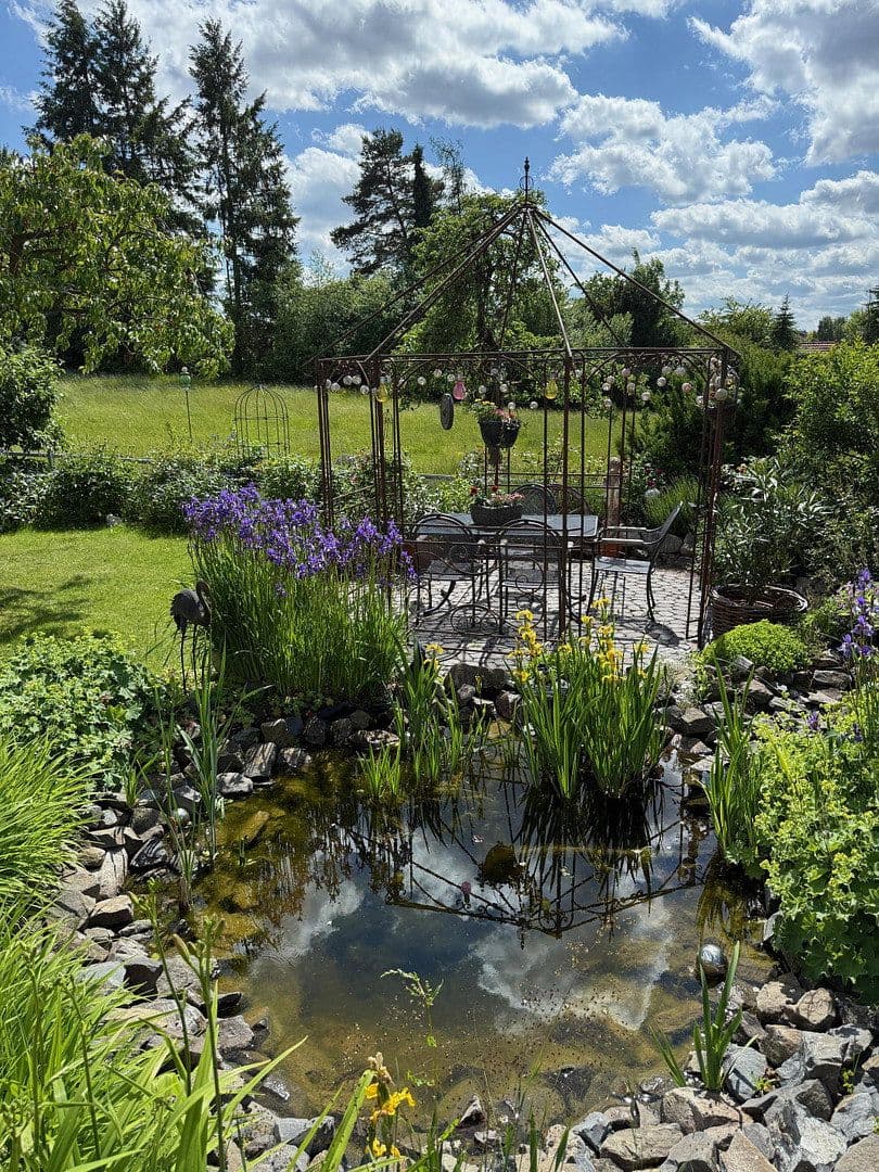 Prodej domu 322 m², pozemek 707 m², Künzell, Hessen Prodej domu 322 m², pozemek 707 m², Künzell, Hessen