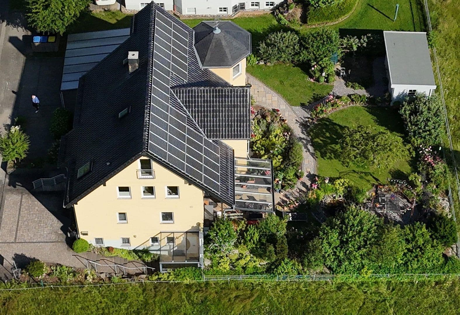 Prodej domu 322 m², pozemek 707 m², Künzell, Hessen Prodej domu 322 m², pozemek 707 m², Künzell, Hessen