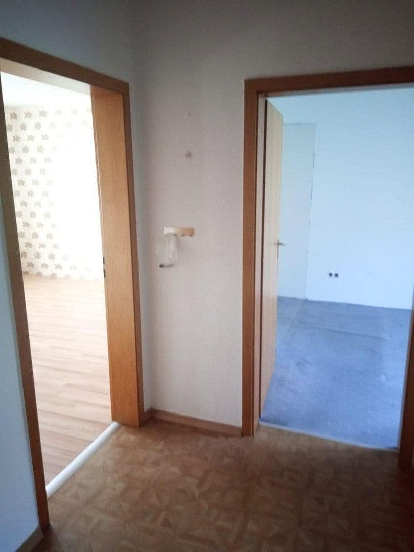 Prodej domu 120 m², pozemek 406 m², Heinrich-Lersch-Platz 9, Essen, Severní Porýní-Vestfálsko Prodej domu 120 m², pozemek 406 m², Heinrich-Lersch-Platz 9, Essen, Severní Porýní-Vestfálsko