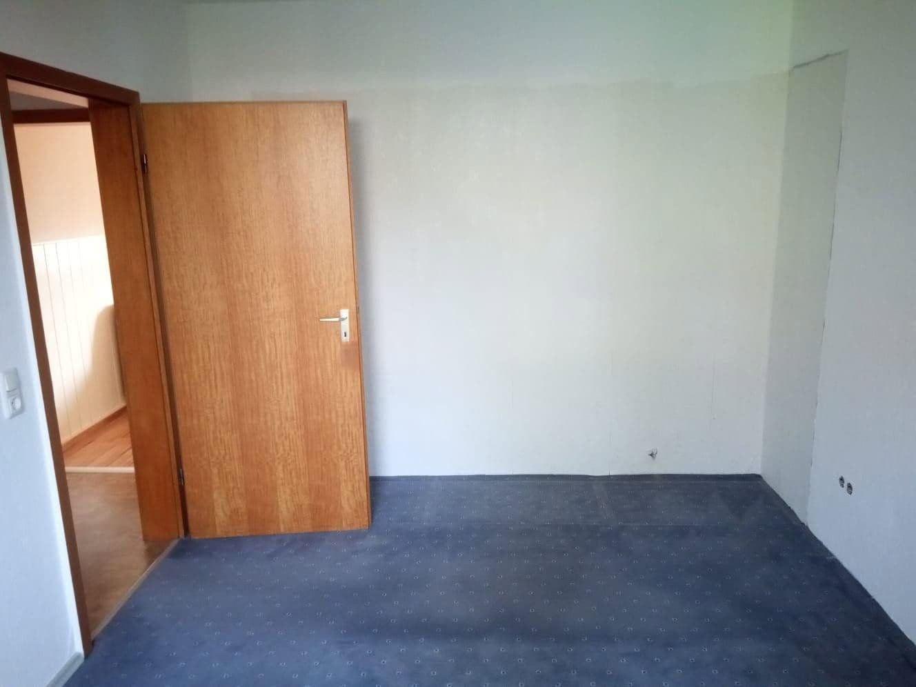 Prodej domu 120 m², pozemek 406 m², Heinrich-Lersch-Platz 9, Essen, Severní Porýní-Vestfálsko Prodej domu 120 m², pozemek 406 m², Heinrich-Lersch-Platz 9, Essen, Severní Porýní-Vestfálsko