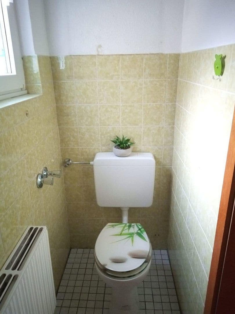 Prodej domu 120 m², pozemek 406 m², Heinrich-Lersch-Platz 9, Essen, Severní Porýní-Vestfálsko Prodej domu 120 m², pozemek 406 m², Heinrich-Lersch-Platz 9, Essen, Severní Porýní-Vestfálsko