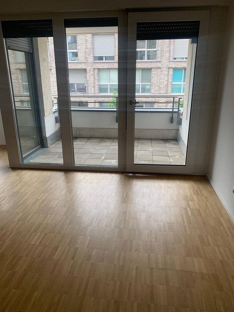 Pronájem bytu 1+1 51 m², Johanna-Dachs-Str. 34, Regensburg, Bavorsko Pronájem bytu 1+1 51 m², Johanna-Dachs-Str. 34, Regensburg, Bavorsko