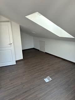 Pronájem domu 138 m², pozemek 250 m², Riedering, Bavorsko Pronájem domu 138 m², pozemek 250 m², Riedering, Bavorsko