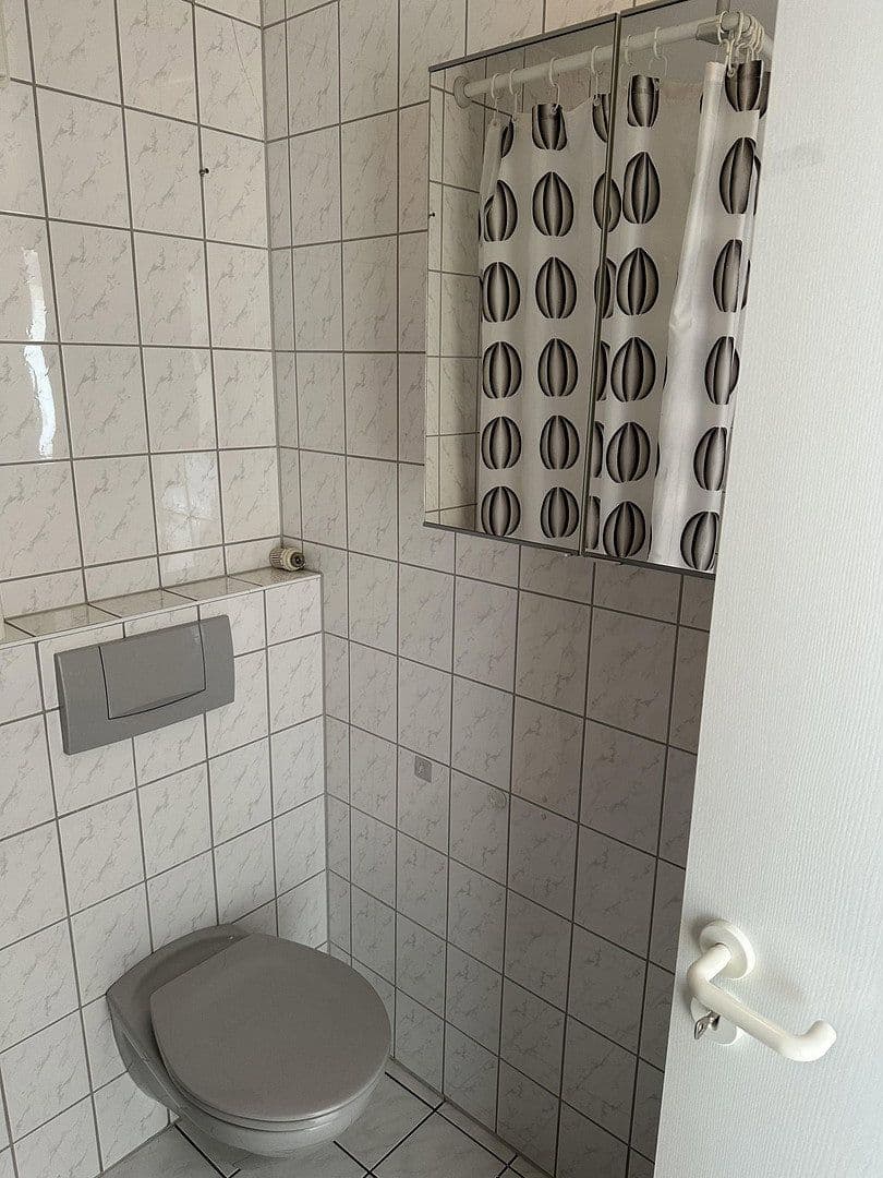 Pronájem bytu 1+kk 38 m², Ruhbergstr.14, Mühlhausen, Bádensko-Württembersko Pronájem bytu 1+kk 38 m², Ruhbergstr.14, Mühlhausen, Bádensko-Württembersko