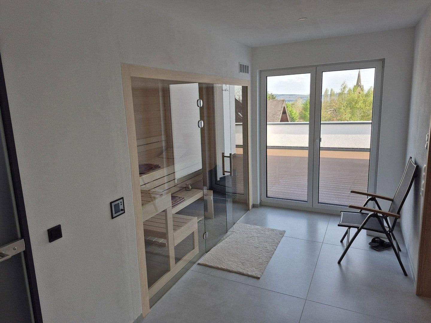 Prodej domu 244 m², pozemek 700 m², Binningen, Porýní-Falc Prodej domu 244 m², pozemek 700 m², Binningen, Porýní-Falc