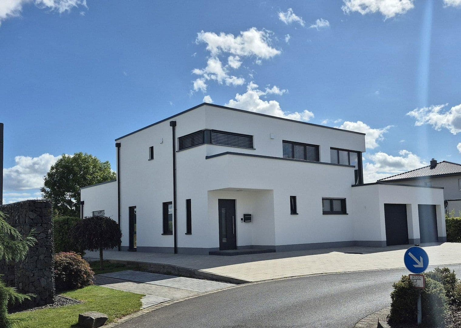 Prodej domu 244 m², pozemek 700 m², Binningen, Porýní-Falc Prodej domu 244 m², pozemek 700 m², Binningen, Porýní-Falc