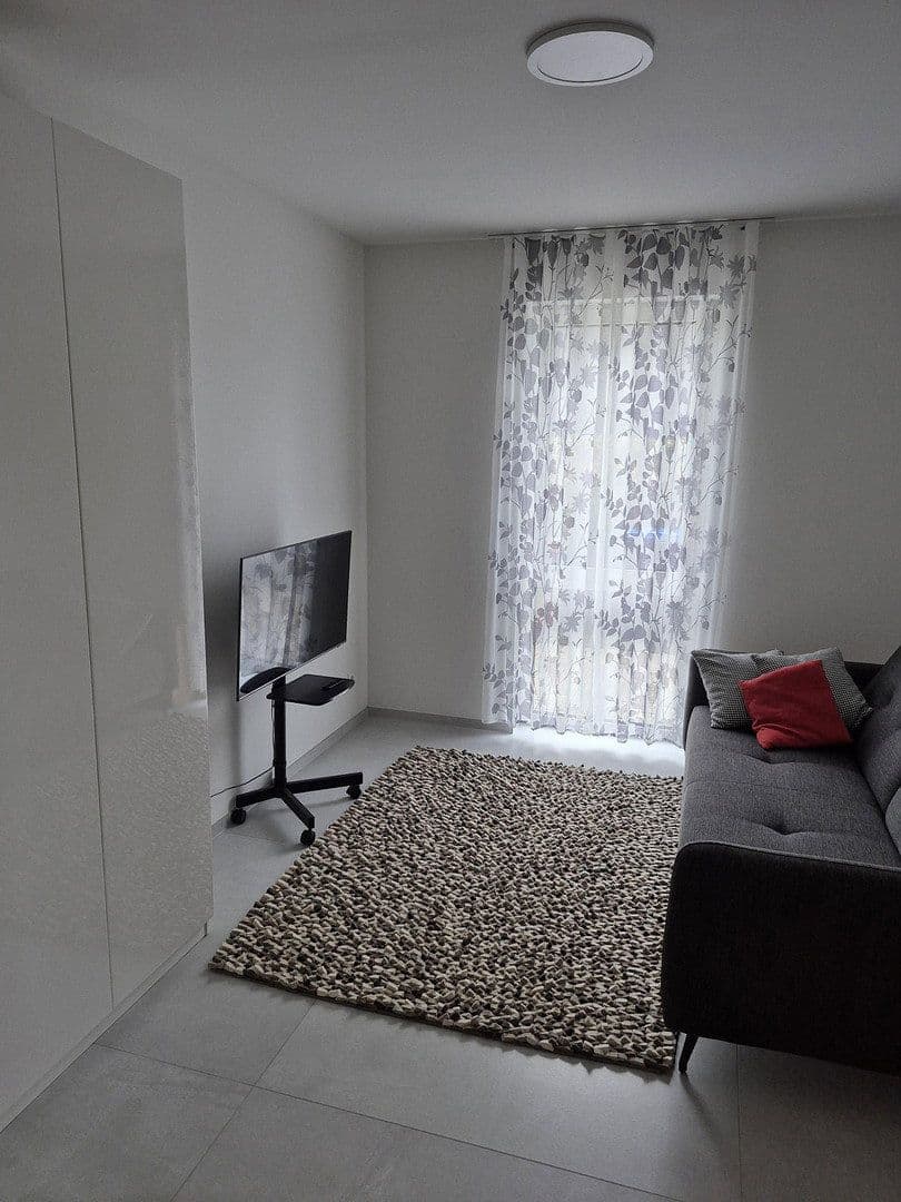 Prodej domu 244 m², pozemek 700 m², Binningen, Porýní-Falc Prodej domu 244 m², pozemek 700 m², Binningen, Porýní-Falc