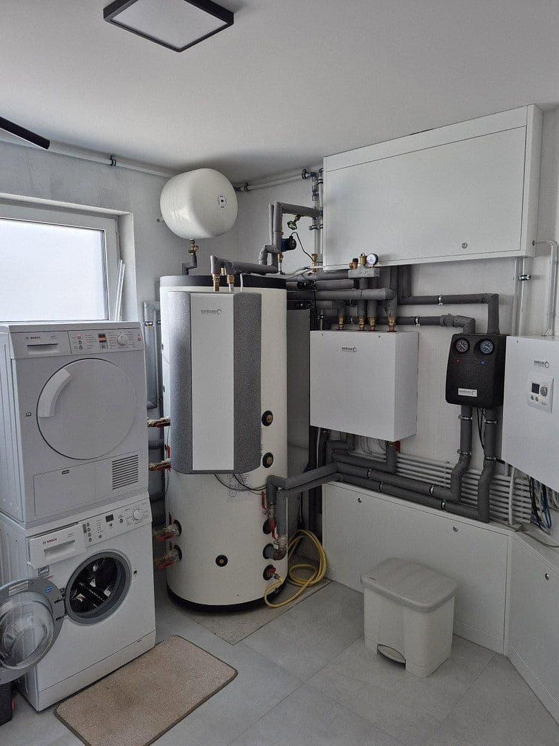 Prodej domu 244 m², pozemek 700 m², Binningen, Porýní-Falc Prodej domu 244 m², pozemek 700 m², Binningen, Porýní-Falc