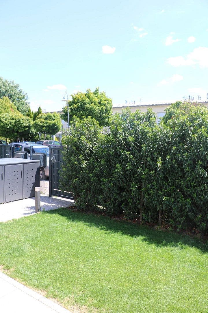 Pronájem domu 159 m², pozemek 155 m², Offenbach, Hessen Pronájem domu 159 m², pozemek 155 m², Offenbach, Hessen