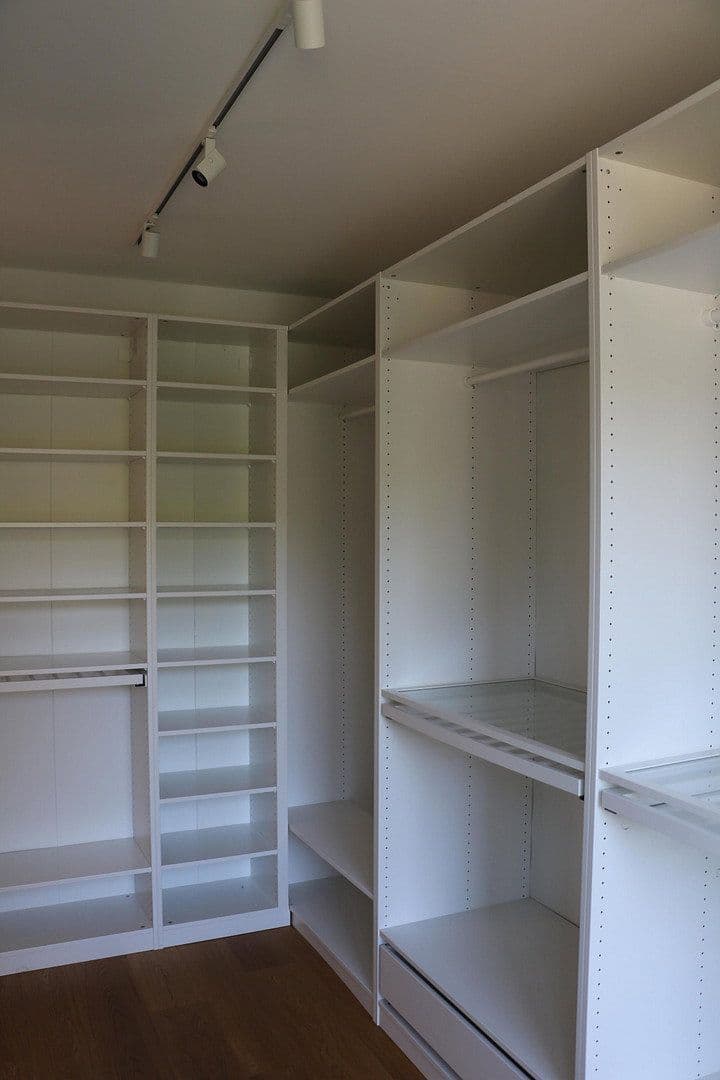 Pronájem domu 159 m², pozemek 155 m², Offenbach, Hessen Pronájem domu 159 m², pozemek 155 m², Offenbach, Hessen