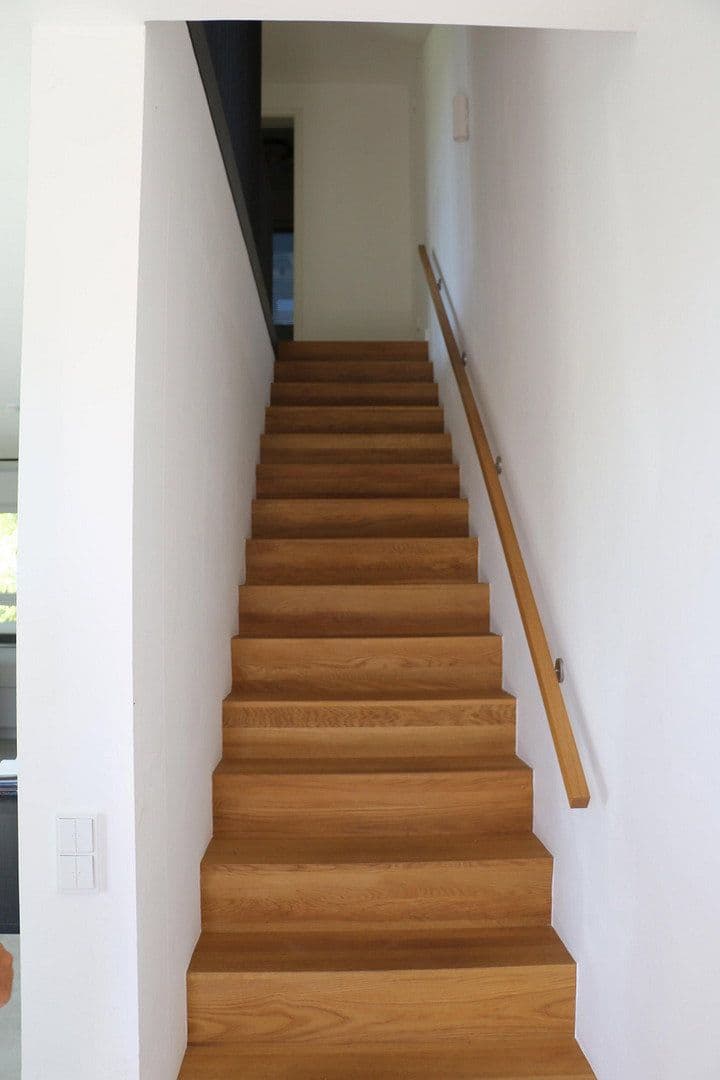 Pronájem domu 159 m², pozemek 155 m², Offenbach, Hessen Pronájem domu 159 m², pozemek 155 m², Offenbach, Hessen
