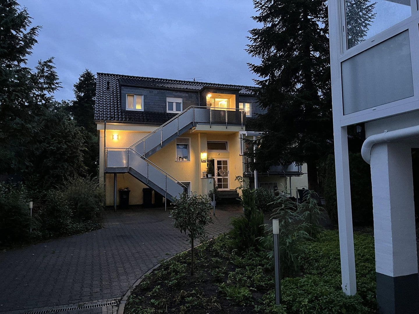 Pronájem bytu 2+1 51 m², Köln, Severní Porýní-Vestfálsko Pronájem bytu 2+1 51 m², Köln, Severní Porýní-Vestfálsko