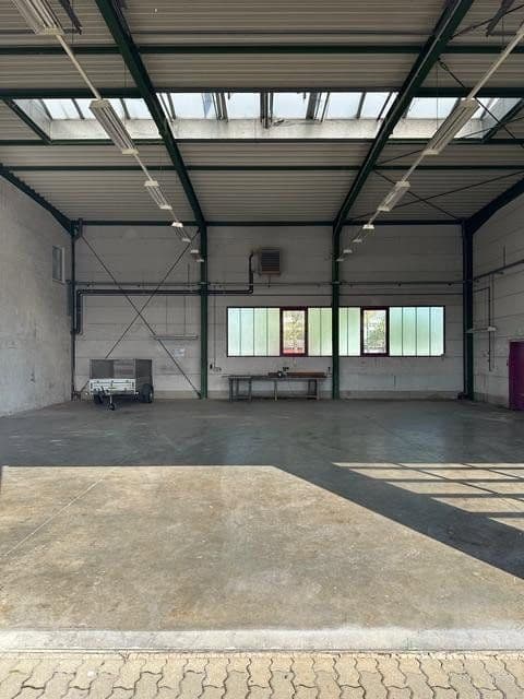 Pronájem nebytového prostoru 350 m², Sömmerda, Durynsko Pronájem nebytového prostoru 350 m², Sömmerda, Durynsko