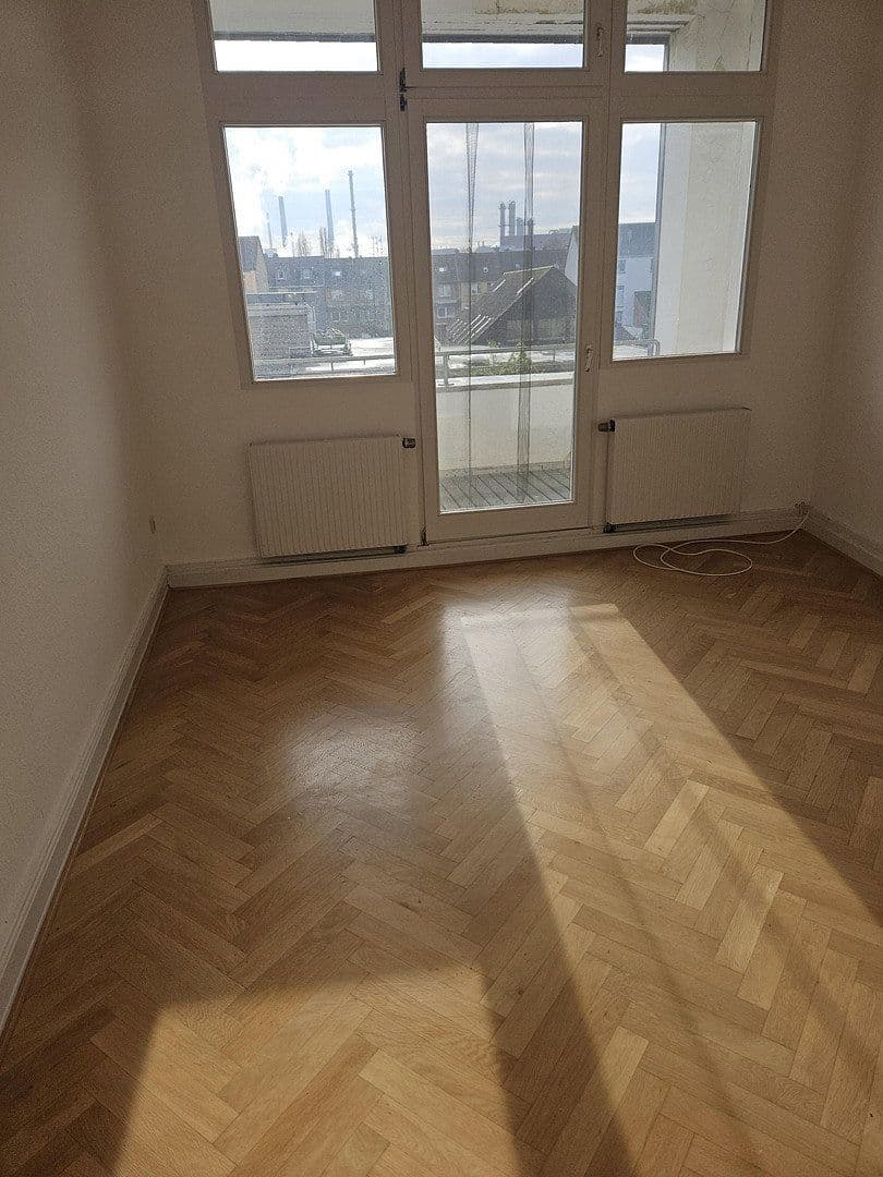 Pronájem bytu 4+1 150 m², Hauptstraße 67, Leverkusen Wiesdorf, Severní Porýní-Vestfálsko Pronájem bytu 4+1 150 m², Hauptstraße 67, Leverkusen Wiesdorf, Severní Porýní-Vestfálsko