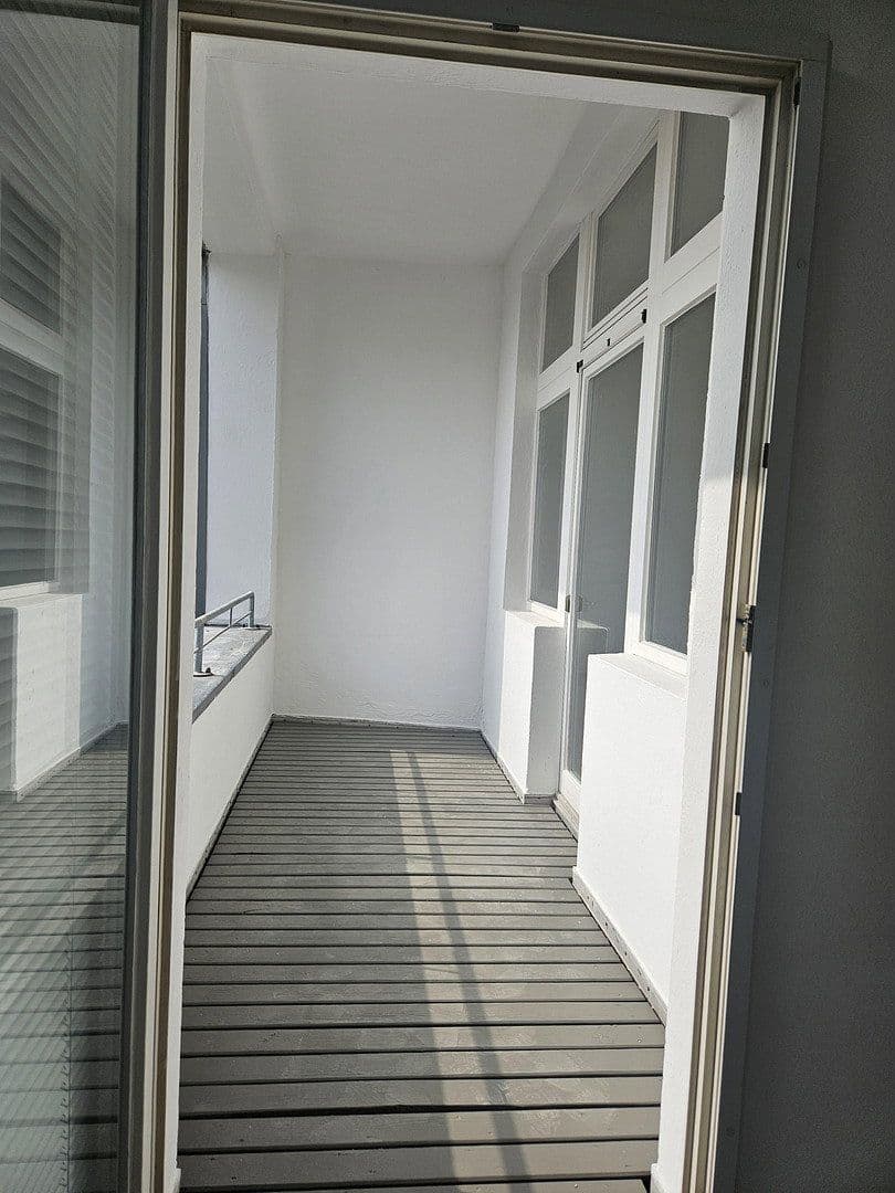 Pronájem bytu 4+1 150 m², Hauptstraße 67, Leverkusen Wiesdorf, Severní Porýní-Vestfálsko Pronájem bytu 4+1 150 m², Hauptstraße 67, Leverkusen Wiesdorf, Severní Porýní-Vestfálsko