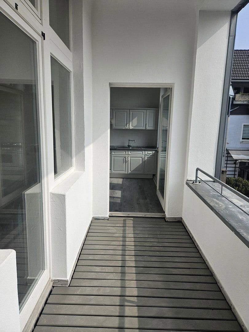 Pronájem bytu 4+1 150 m², Hauptstraße 67, Leverkusen Wiesdorf, Severní Porýní-Vestfálsko Pronájem bytu 4+1 150 m², Hauptstraße 67, Leverkusen Wiesdorf, Severní Porýní-Vestfálsko