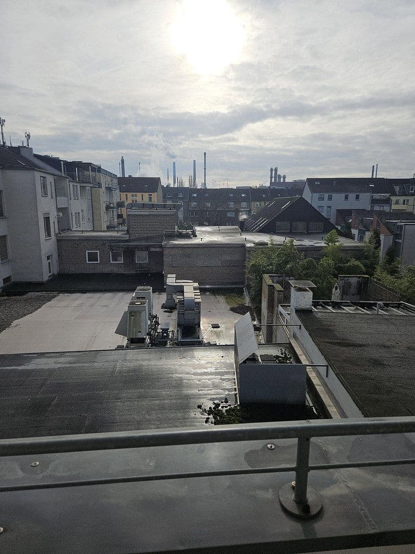 Pronájem bytu 4+1 150 m², Hauptstraße 67, Leverkusen Wiesdorf, Severní Porýní-Vestfálsko Pronájem bytu 4+1 150 m², Hauptstraße 67, Leverkusen Wiesdorf, Severní Porýní-Vestfálsko