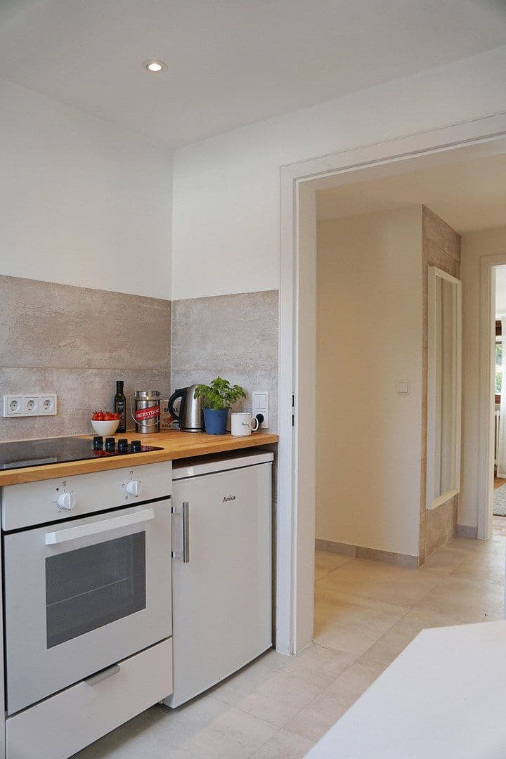 Pronájem bytu 3+1 96 m², Bahnhofstraße 29, Neckargemünd, Bádensko-Württembersko Pronájem bytu 3+1 96 m², Bahnhofstraße 29, Neckargemünd, Bádensko-Württembersko