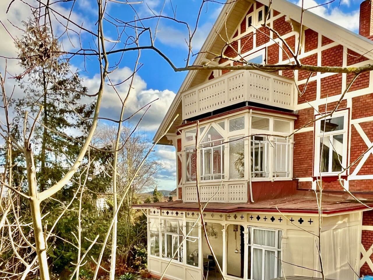 Prodej domu 370 m², pozemek 1.221 m², Bad Sachsa, Dolní Sasko Prodej domu 370 m², pozemek 1.221 m², Bad Sachsa, Dolní Sasko