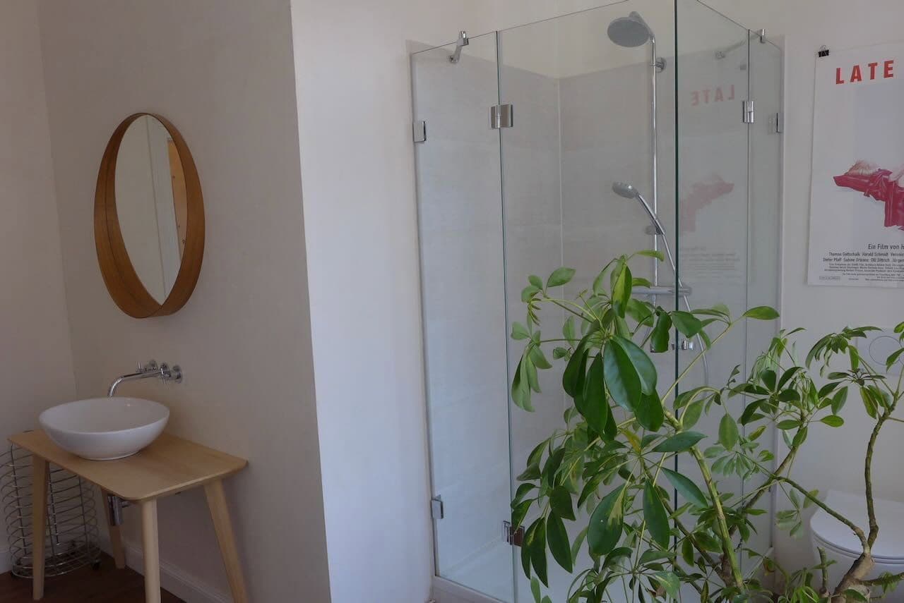 Prodej domu 370 m², pozemek 1.221 m², Bad Sachsa, Dolní Sasko Prodej domu 370 m², pozemek 1.221 m², Bad Sachsa, Dolní Sasko