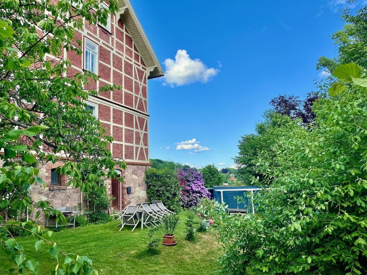 Prodej domu 370 m², pozemek 1.221 m², Bad Sachsa, Dolní Sasko Prodej domu 370 m², pozemek 1.221 m², Bad Sachsa, Dolní Sasko