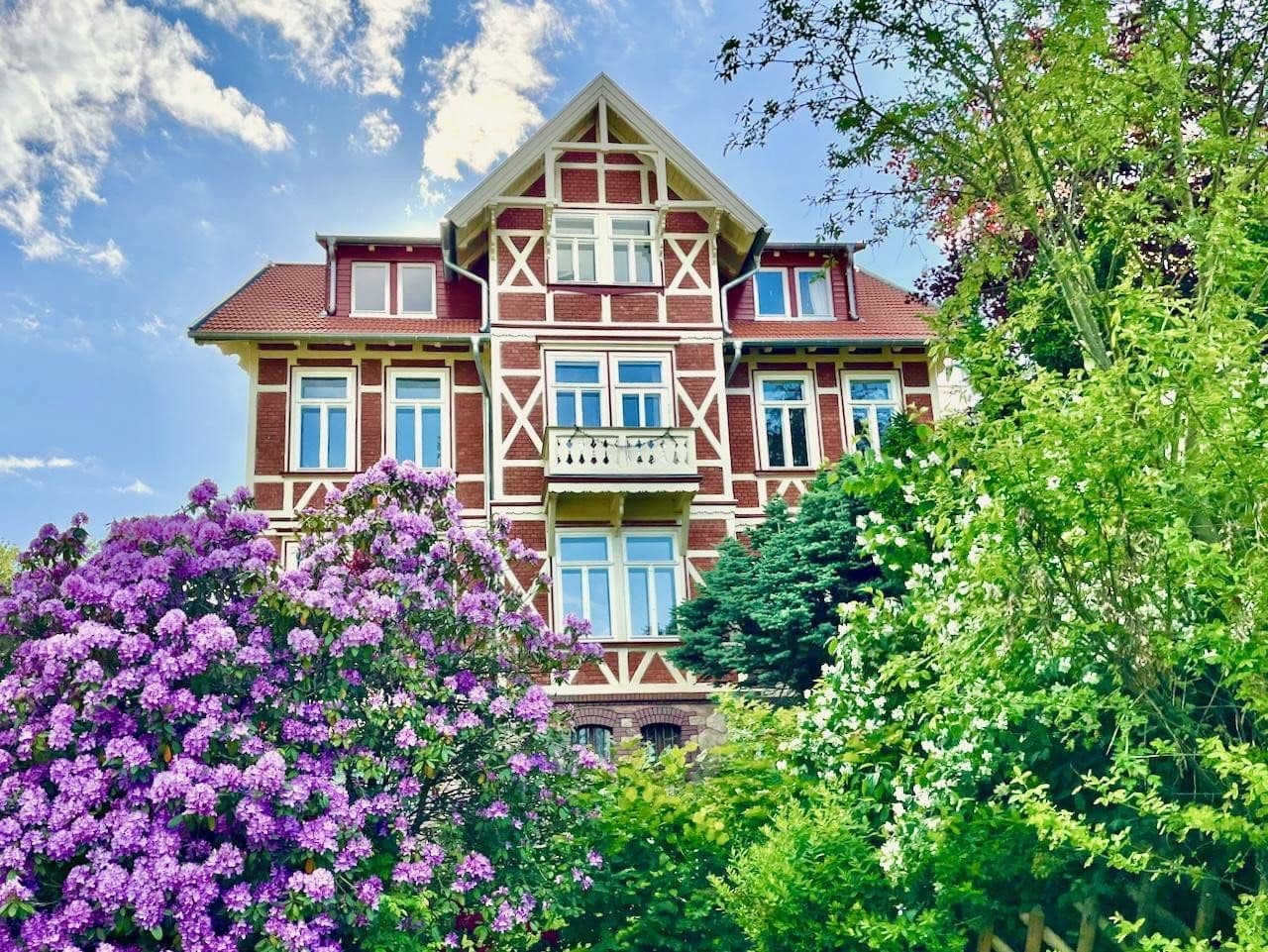 Prodej domu 370 m², pozemek 1.221 m², Bad Sachsa, Dolní Sasko Prodej domu 370 m², pozemek 1.221 m², Bad Sachsa, Dolní Sasko