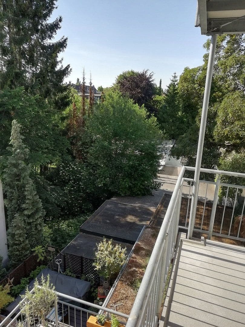 Prodej domu 554 m², pozemek 770 m², Uerdinger Str. 234, Krefeld, Severní Porýní-Vestfálsko Prodej domu 554 m², pozemek 770 m², Uerdinger Str. 234, Krefeld, Severní Porýní-Vestfálsko