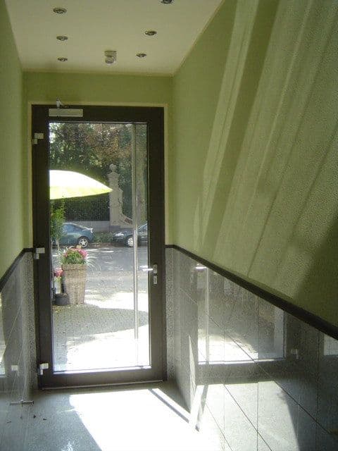 Prodej domu 554 m², pozemek 770 m², Uerdinger Str. 234, Krefeld, Severní Porýní-Vestfálsko Prodej domu 554 m², pozemek 770 m², Uerdinger Str. 234, Krefeld, Severní Porýní-Vestfálsko