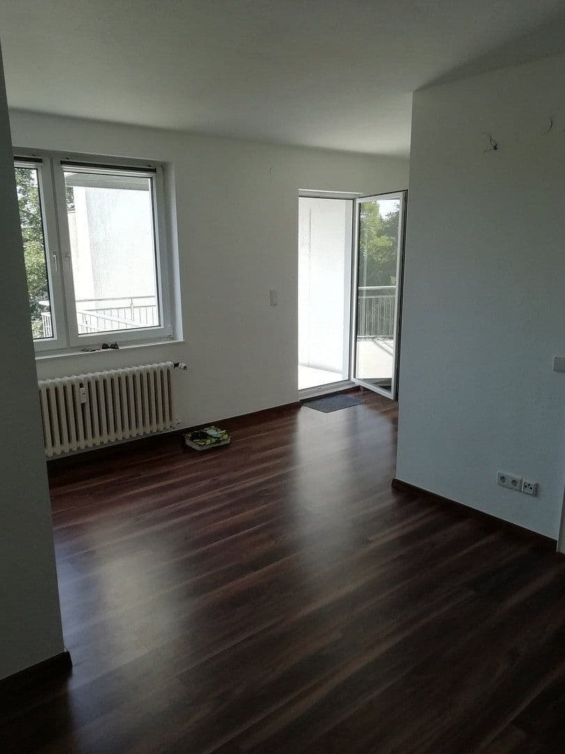 Prodej domu 554 m², pozemek 770 m², Uerdinger Str. 234, Krefeld, Severní Porýní-Vestfálsko Prodej domu 554 m², pozemek 770 m², Uerdinger Str. 234, Krefeld, Severní Porýní-Vestfálsko