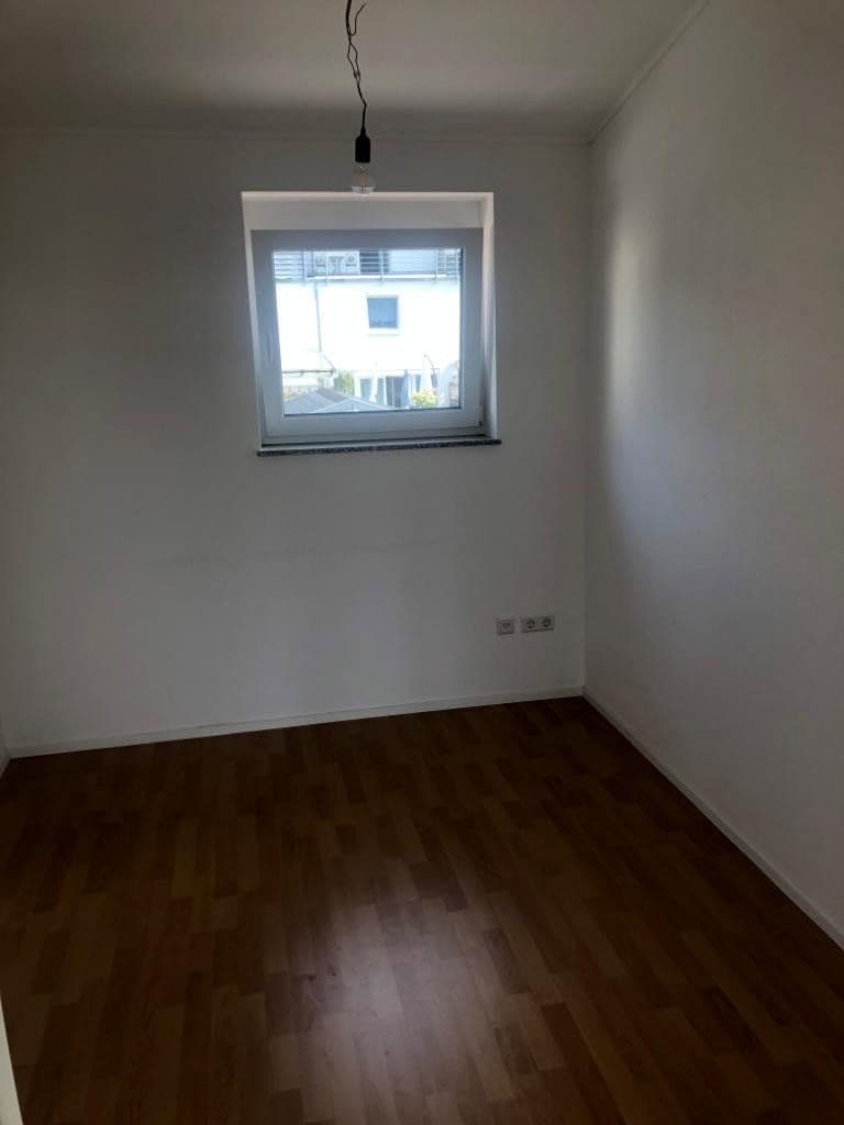Pronájem bytu 3+1 68 m², Biberach an der Riß, Bádensko-Württembersko Pronájem bytu 3+1 68 m², Biberach an der Riß, Bádensko-Württembersko