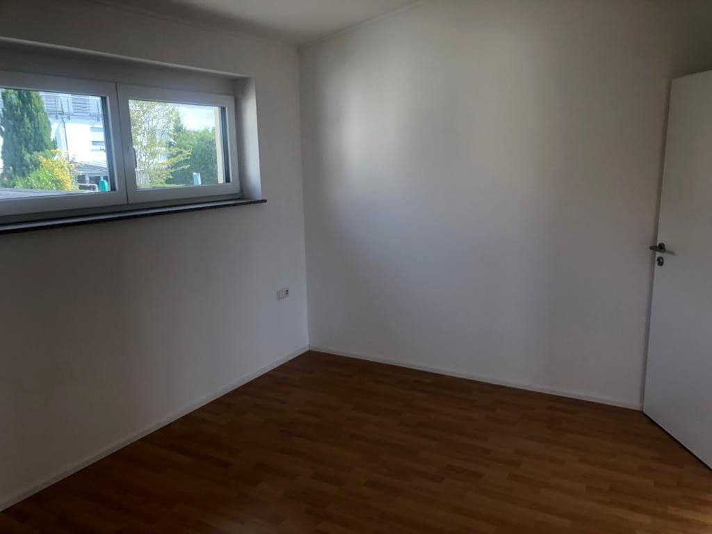 Pronájem bytu 3+1 68 m², Biberach an der Riß, Bádensko-Württembersko Pronájem bytu 3+1 68 m², Biberach an der Riß, Bádensko-Württembersko