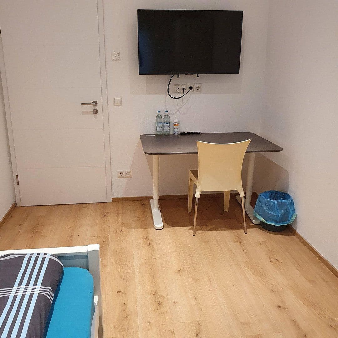 Pronájem bytu 15 m², Rosenheim, Bavorsko Pronájem bytu 15 m², Rosenheim, Bavorsko