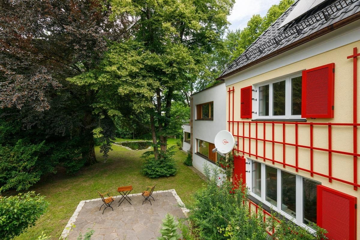 Pronájem bytu 2+1 95 m², Rosenstraße 5, Großhesselohe, Bavorsko Pronájem bytu 2+1 95 m², Rosenstraße 5, Großhesselohe, Bavorsko