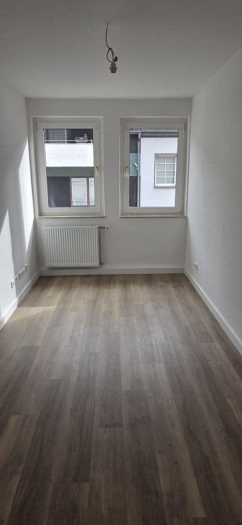 Pronájem bytu 3+1 78 m², Nordstr. 95, Krefeld, Severní Porýní-Vestfálsko Pronájem bytu 3+1 78 m², Nordstr. 95, Krefeld, Severní Porýní-Vestfálsko