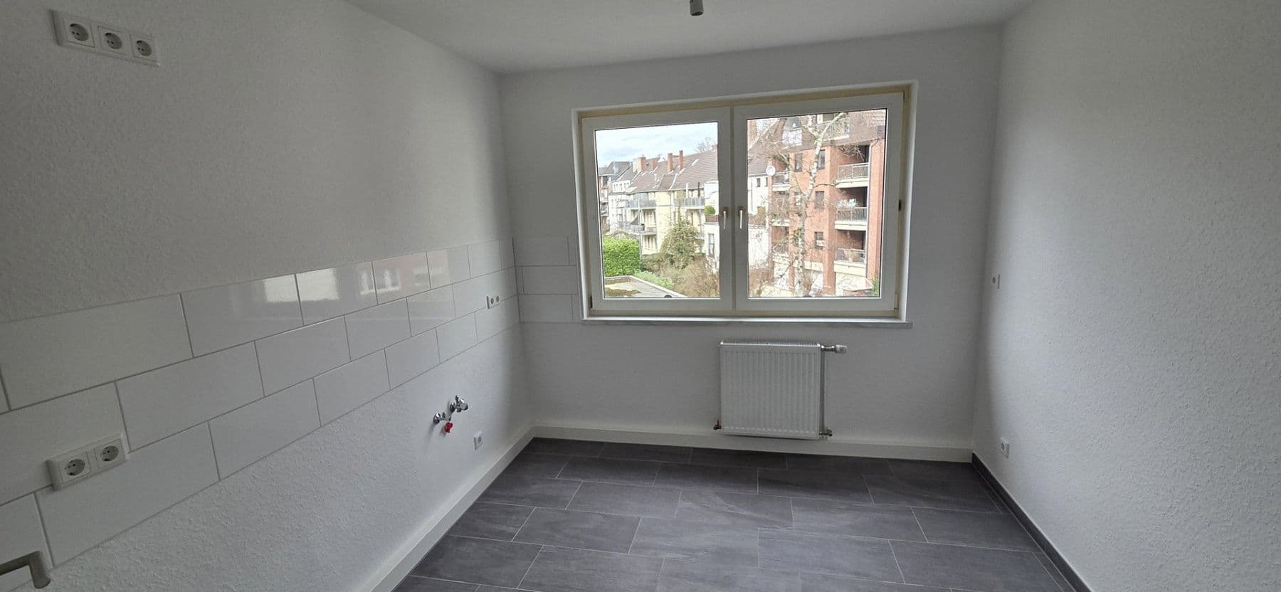 Pronájem bytu 3+1 78 m², Nordstr. 95, Krefeld, Severní Porýní-Vestfálsko Pronájem bytu 3+1 78 m², Nordstr. 95, Krefeld, Severní Porýní-Vestfálsko