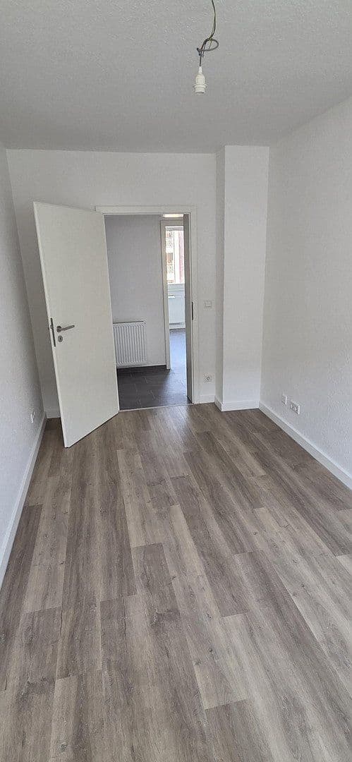 Pronájem bytu 3+1 78 m², Nordstr. 95, Krefeld, Severní Porýní-Vestfálsko Pronájem bytu 3+1 78 m², Nordstr. 95, Krefeld, Severní Porýní-Vestfálsko