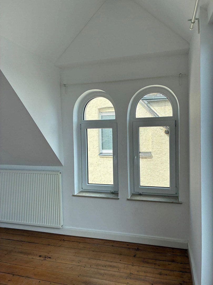 Pronájem domu 190 m², pozemek 320 m², Aktienstraße 14, Andernach, Porýní-Falc Pronájem domu 190 m², pozemek 320 m², Aktienstraße 14, Andernach, Porýní-Falc