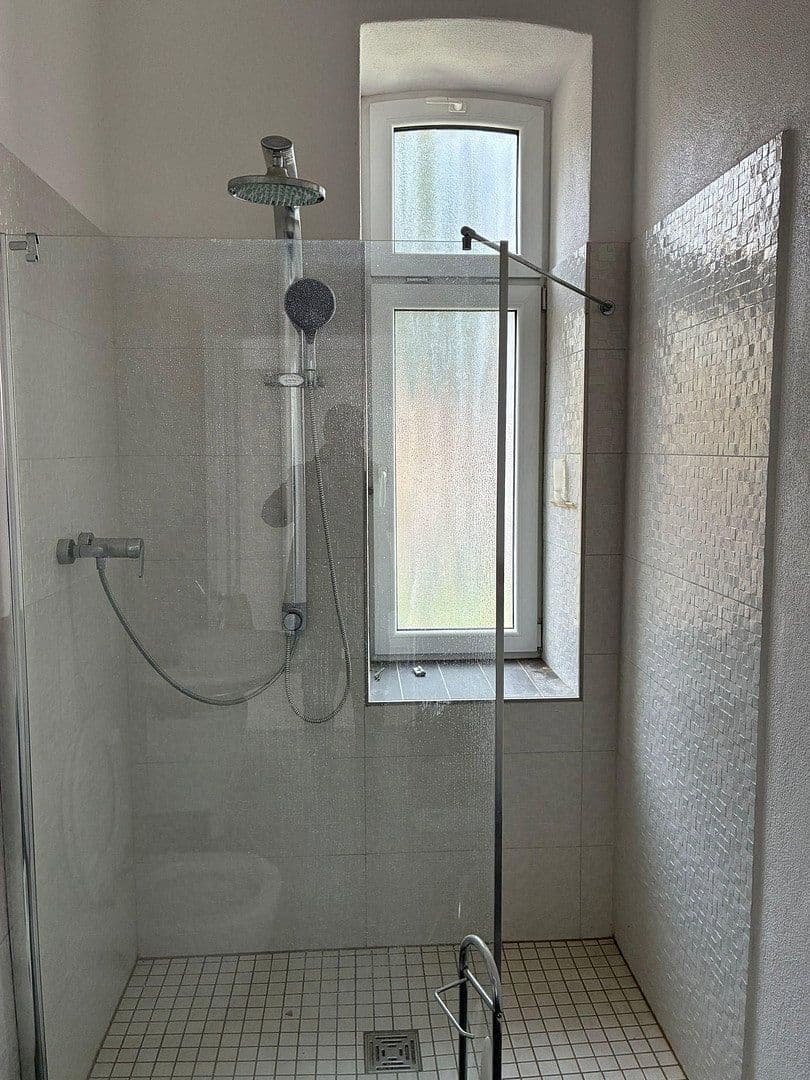 Pronájem domu 190 m², pozemek 320 m², Aktienstraße 14, Andernach, Porýní-Falc Pronájem domu 190 m², pozemek 320 m², Aktienstraße 14, Andernach, Porýní-Falc