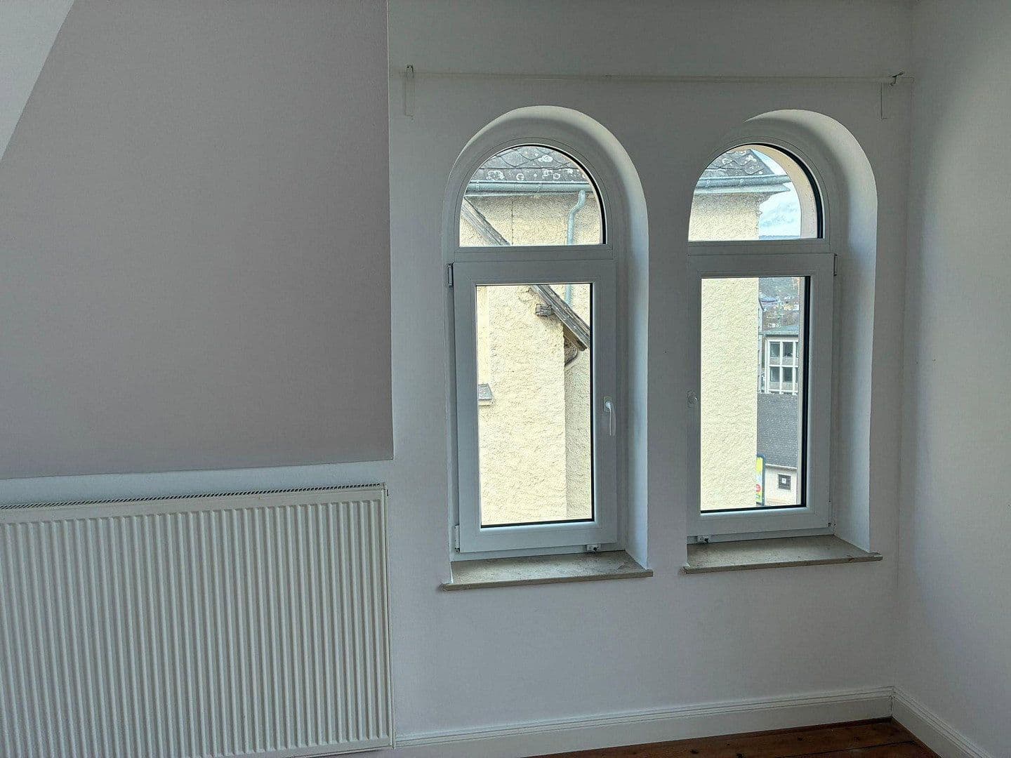 Pronájem domu 190 m², pozemek 320 m², Aktienstraße 14, Andernach, Porýní-Falc Pronájem domu 190 m², pozemek 320 m², Aktienstraße 14, Andernach, Porýní-Falc