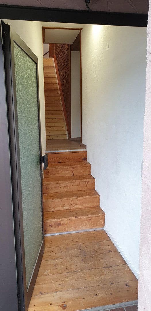 Pronájem bytu 2+1 65 m², Herdstr. 14, Villingen-Schwenningen, Bádensko-Württembersko Pronájem bytu 2+1 65 m², Herdstr. 14, Villingen-Schwenningen, Bádensko-Württembersko