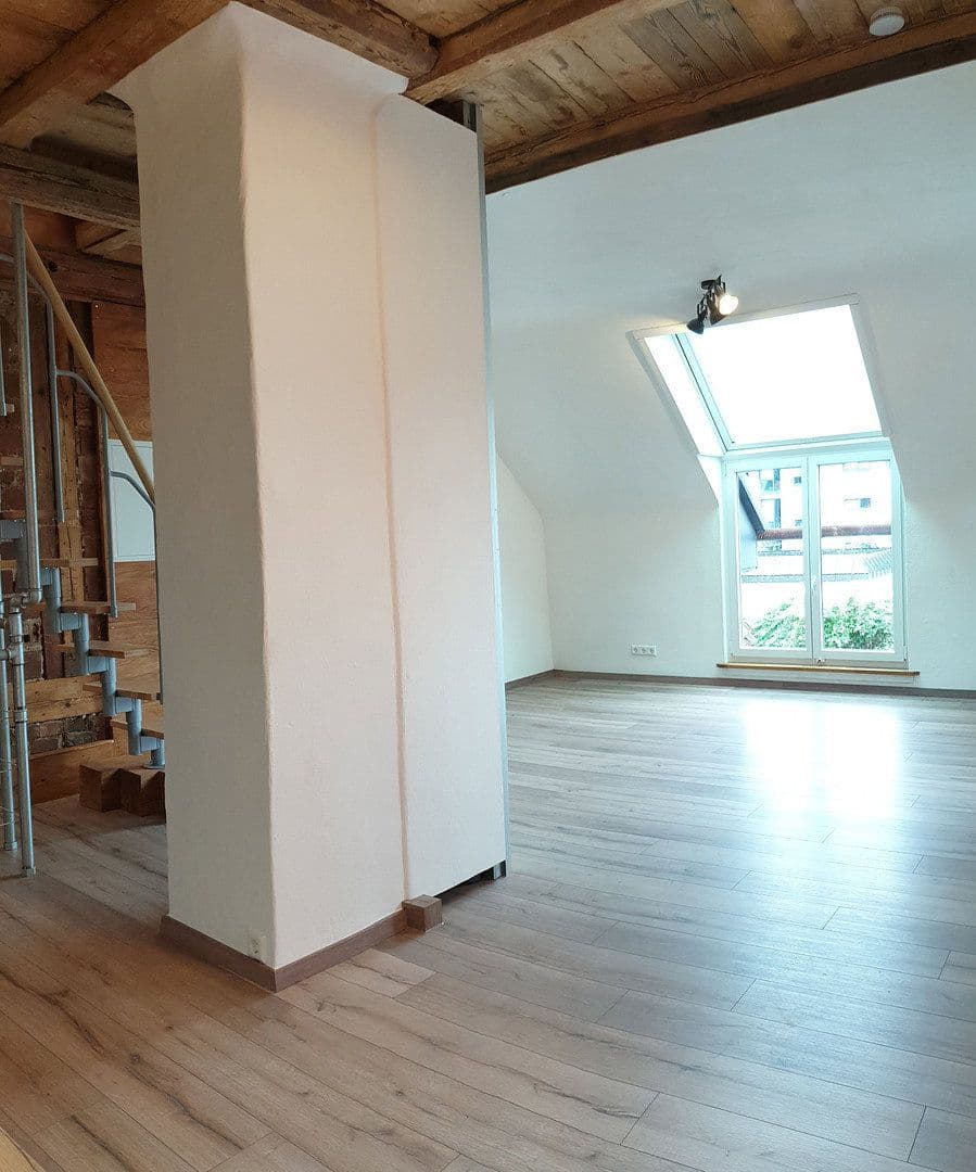 Pronájem bytu 2+1 65 m², Herdstr. 14, Villingen-Schwenningen, Bádensko-Württembersko Pronájem bytu 2+1 65 m², Herdstr. 14, Villingen-Schwenningen, Bádensko-Württembersko