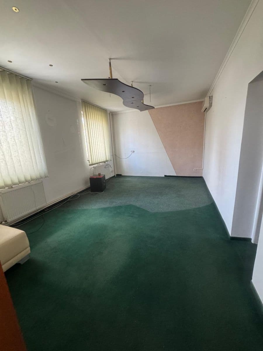 Prodej nebytového prostoru 898 m², Kukuričná, Nové Mesto, Bratislavský kraj Prodej nebytového prostoru 898 m², Kukuričná, Nové Mesto, Bratislavský kraj