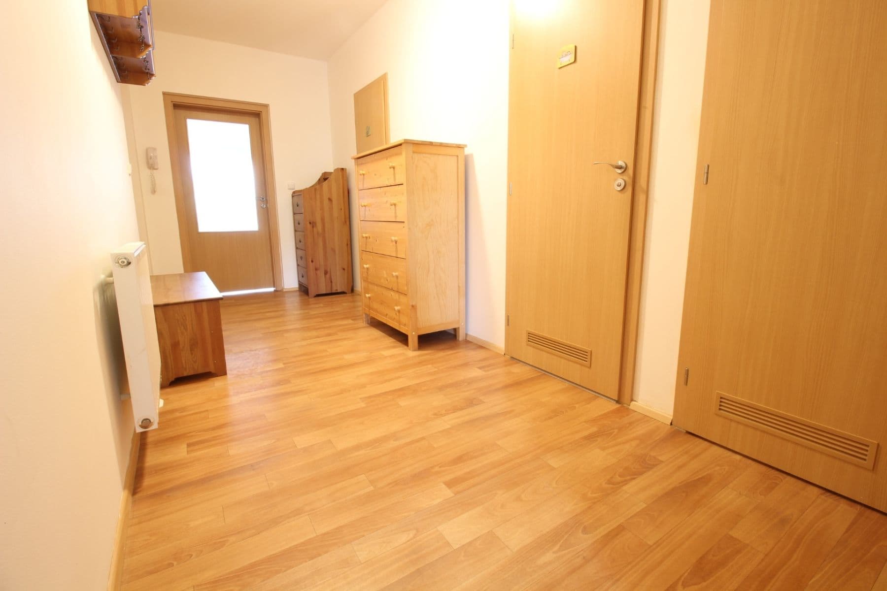 Pronájem bytu 3+kk 74 m², Pod Nouzovem, Praha, Praha Pronájem bytu 3+kk 74 m², Pod Nouzovem, Praha, Praha