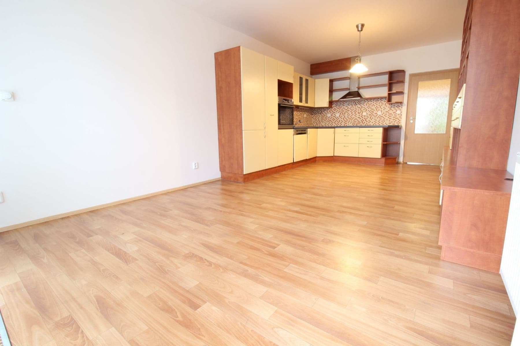 Pronájem bytu 3+kk 74 m², Pod Nouzovem, Praha, Praha Pronájem bytu 3+kk 74 m², Pod Nouzovem, Praha, Praha
