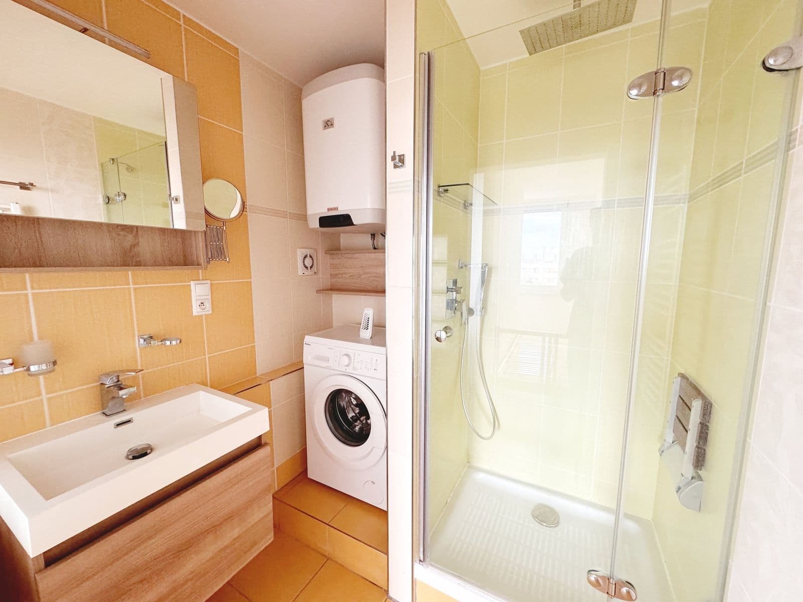 Pronájem bytu 1+kk 32 m², Jelínkova, Praha, Praha Pronájem bytu 1+kk 32 m², Jelínkova, Praha, Praha