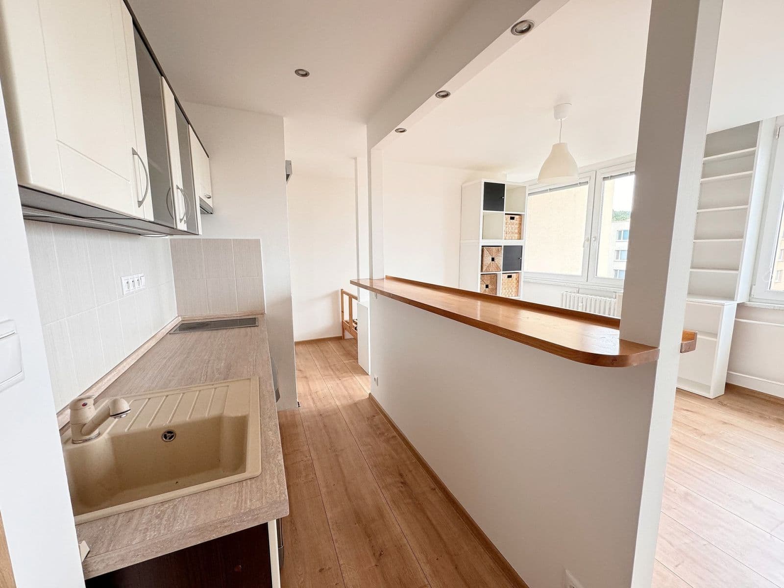 Pronájem bytu 1+kk 32 m², Jelínkova, Praha, Praha Pronájem bytu 1+kk 32 m², Jelínkova, Praha, Praha