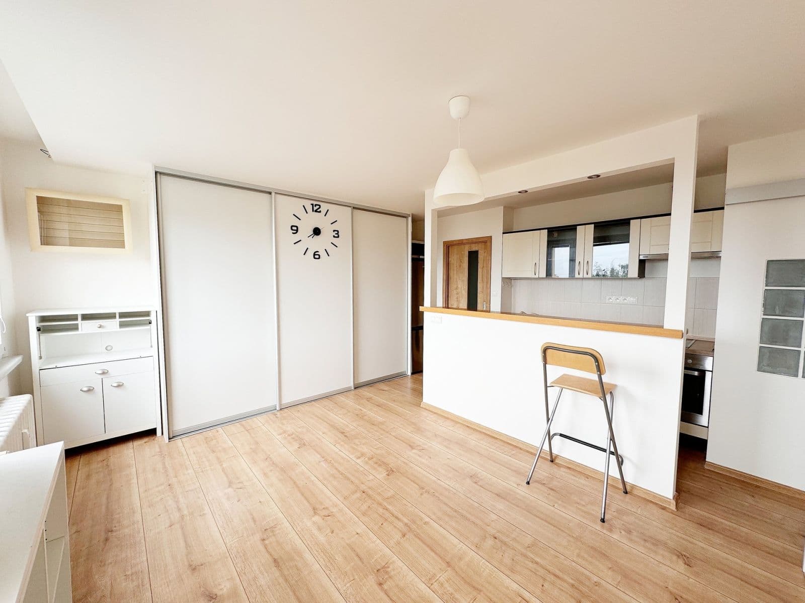 Pronájem bytu 1+kk 32 m², Jelínkova, Praha, Praha Pronájem bytu 1+kk 32 m², Jelínkova, Praha, Praha